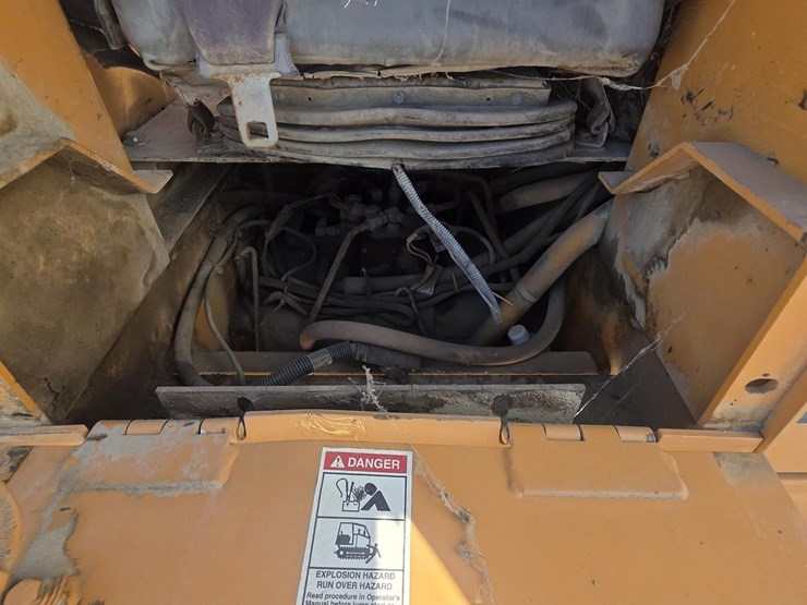 2006-case-550h-image-5
