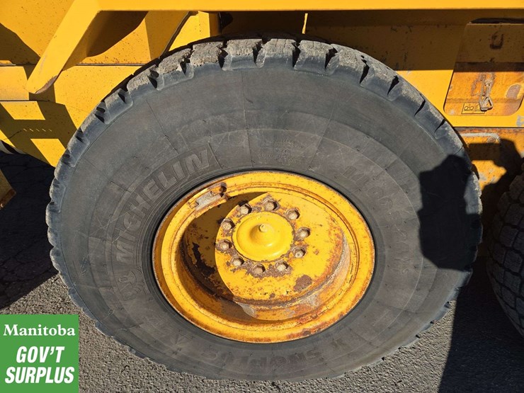 2006-volvo-g940-image-11