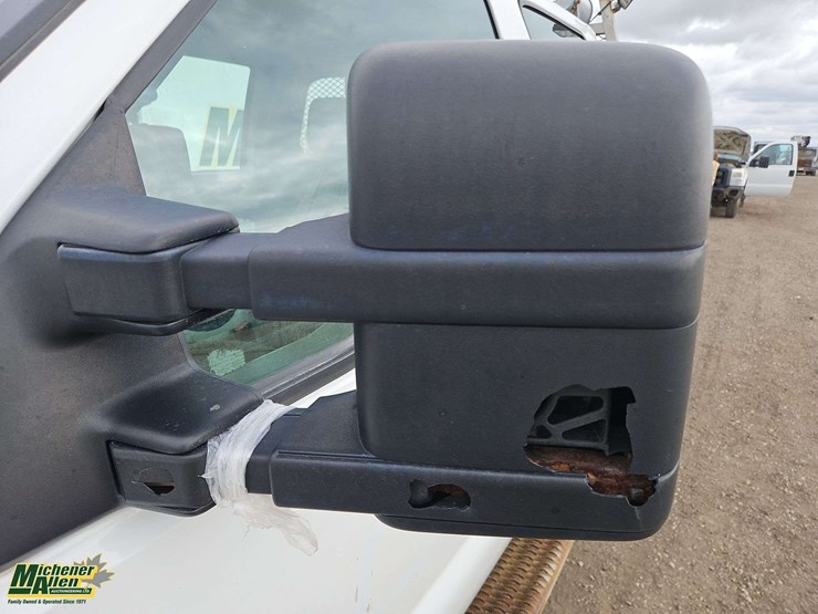 2011-ford-f350-image-29