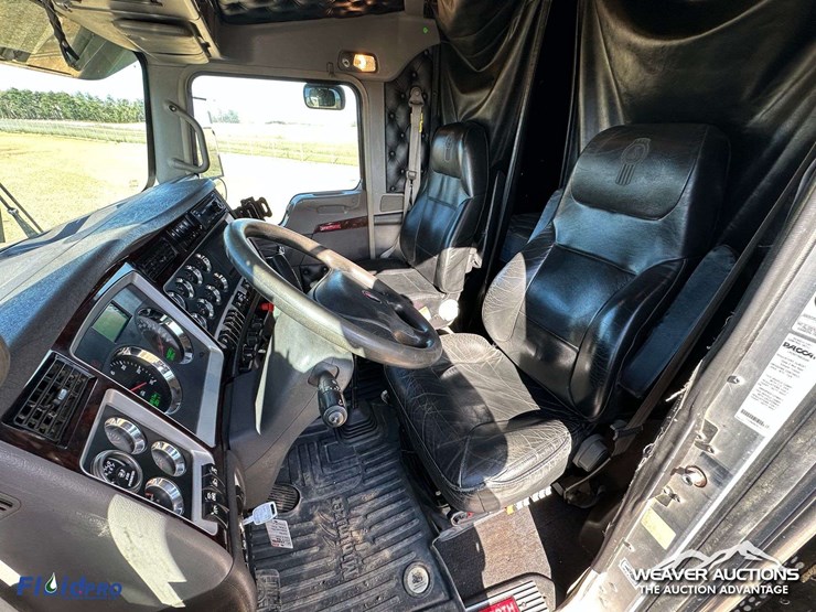 kenworth-t800-image-10