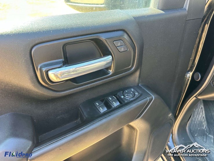 gmc-sierra-2500hd-image-27