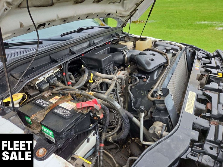 2011-ford-f350-image-27