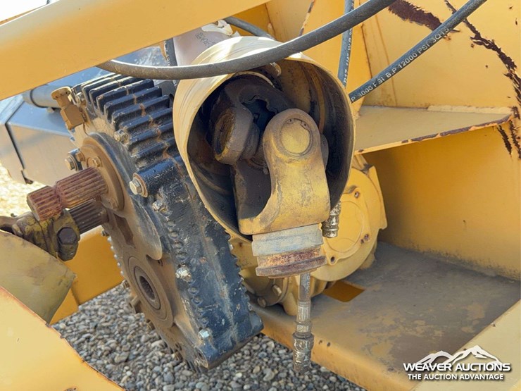 mk-martin-dual-auger-snow-blower-image-6