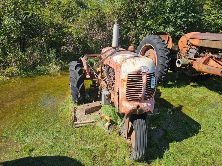 #2529-•-bf-avery-model-a-tractor-image-8