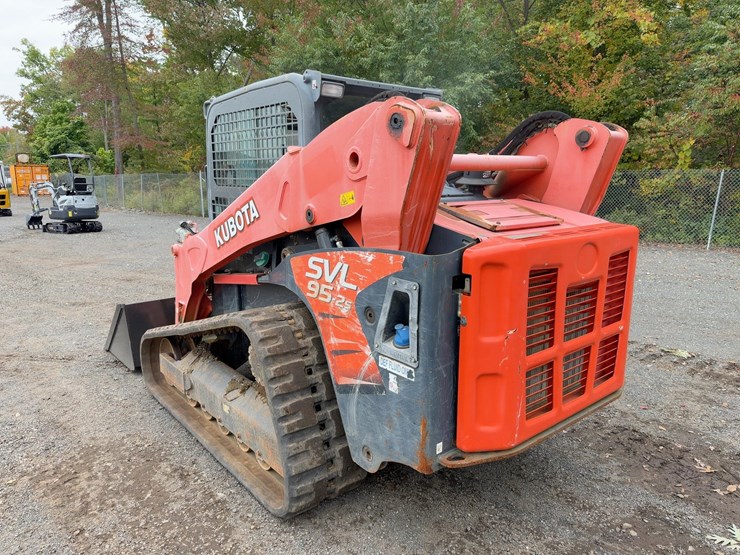 2019-kubota-svl95-2s-image-3