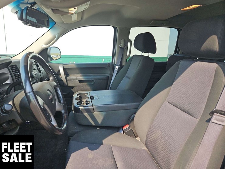 2013-gmc-sierra-1500-sle-image-13