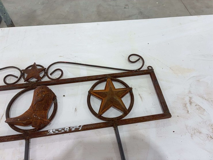 rustic-coat-rack-image-4