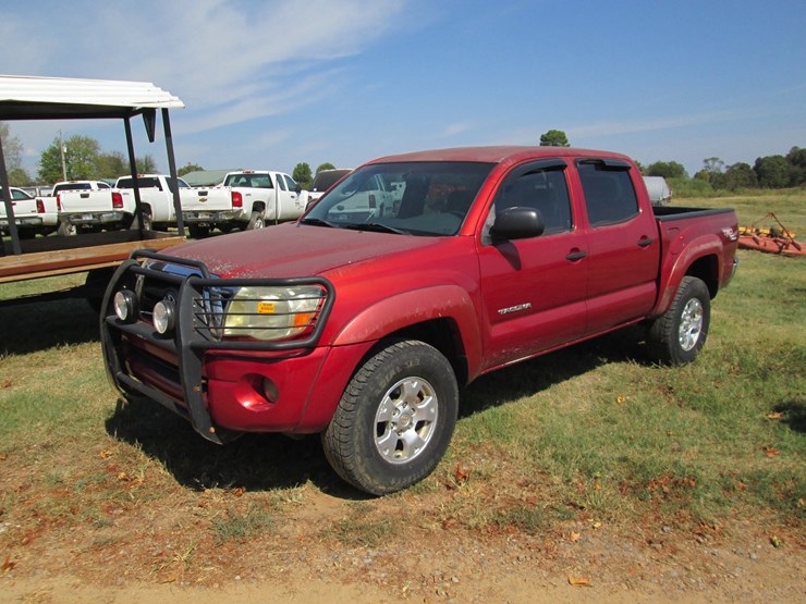 2005-toyota-tacoma-image-1