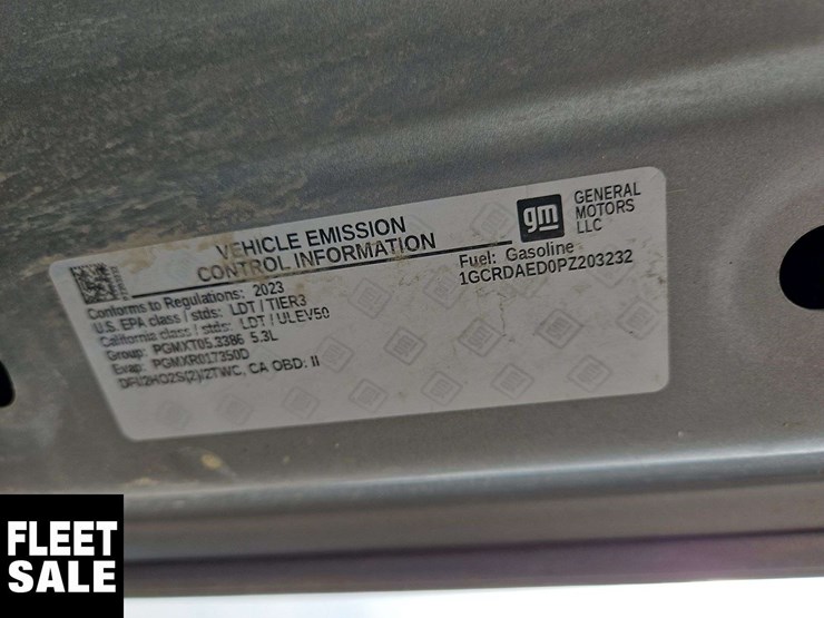 2023-chevrolet-silverado-1500-image-32