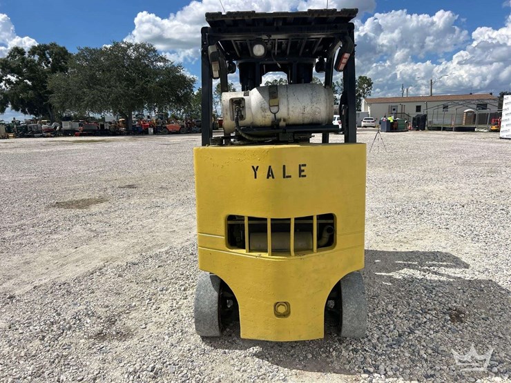 yale-glc080-7,500lb-propane-forklift-image-23