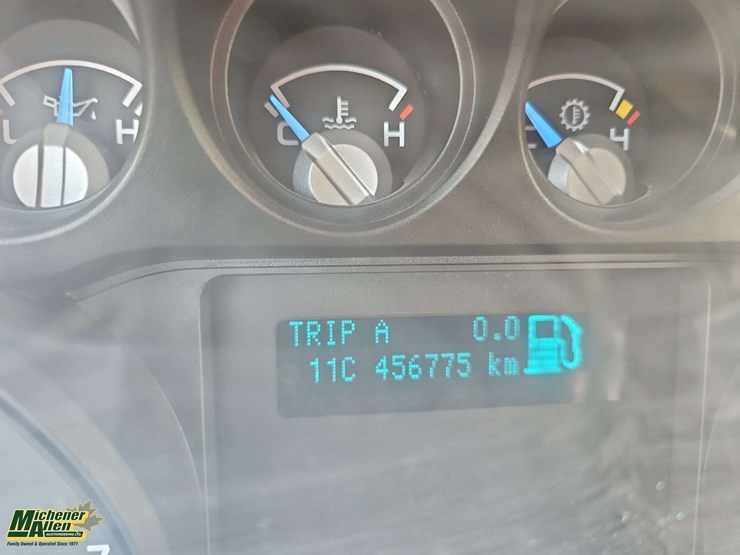 2011-ford-f350-image-23