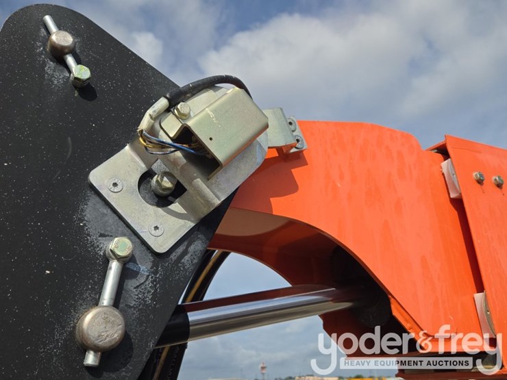 2022-jlg-660sj-image-18