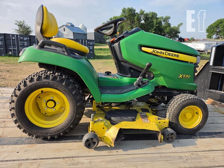 john-deere-x530-image-9