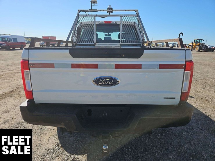 2018-ford-f350-image-6