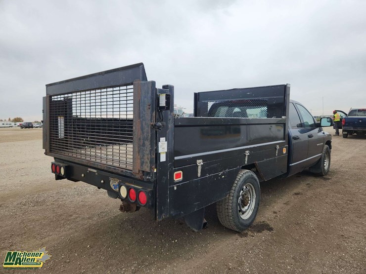 2004-dodge-ram-2500-image-4