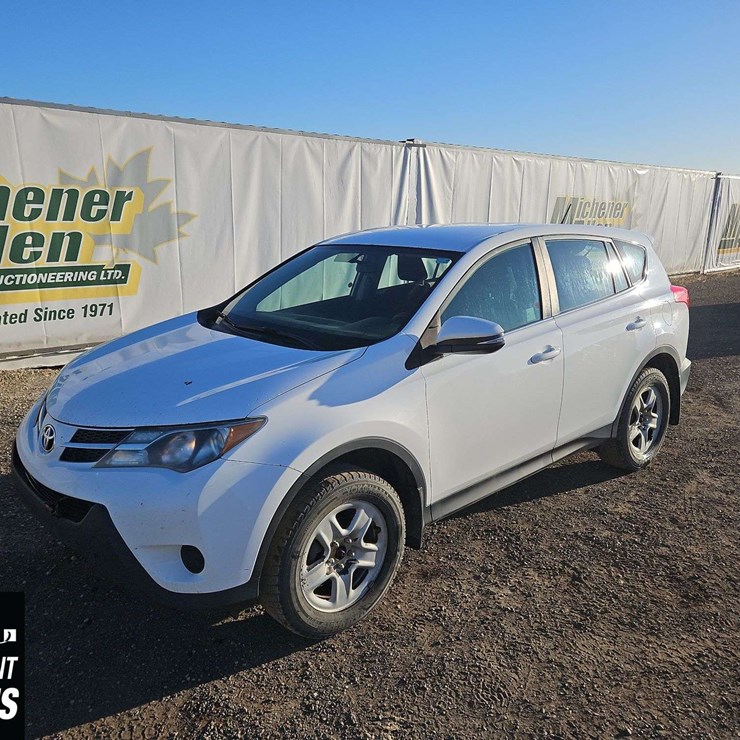 2015 TOYOTA RAV4 LE