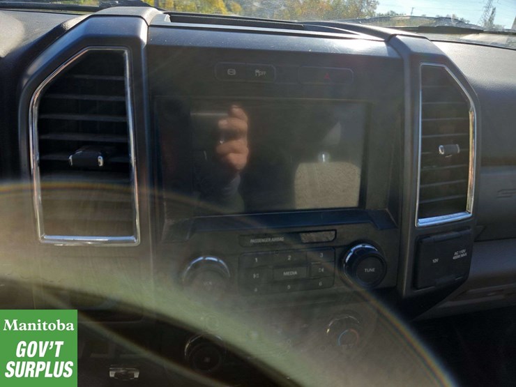 2017-ford-f550-image-21