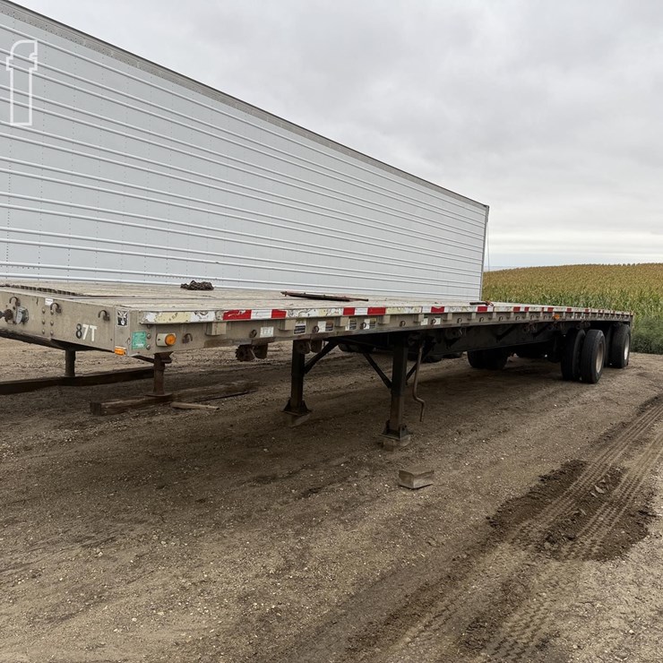 FLATBED SEMI TRAILER