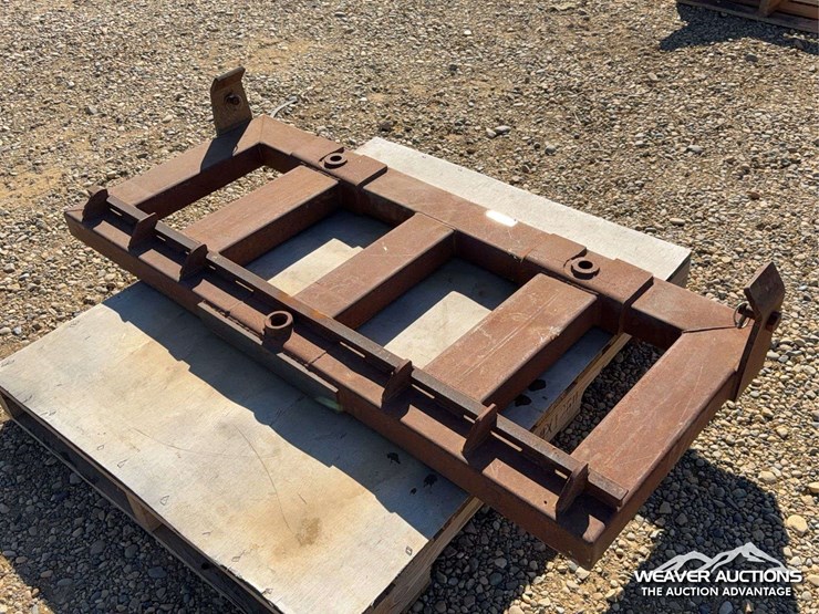 bale-spear-loader-attachment-adaptor-image-1