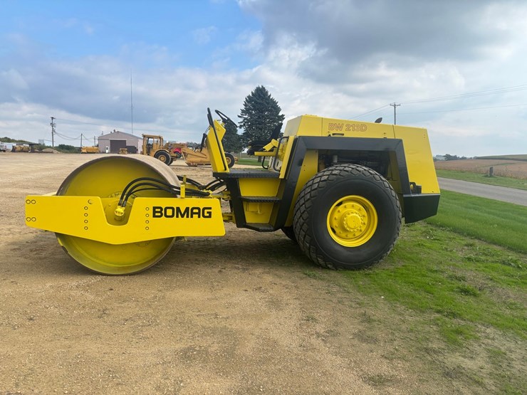 bomag-bw213d-image-5