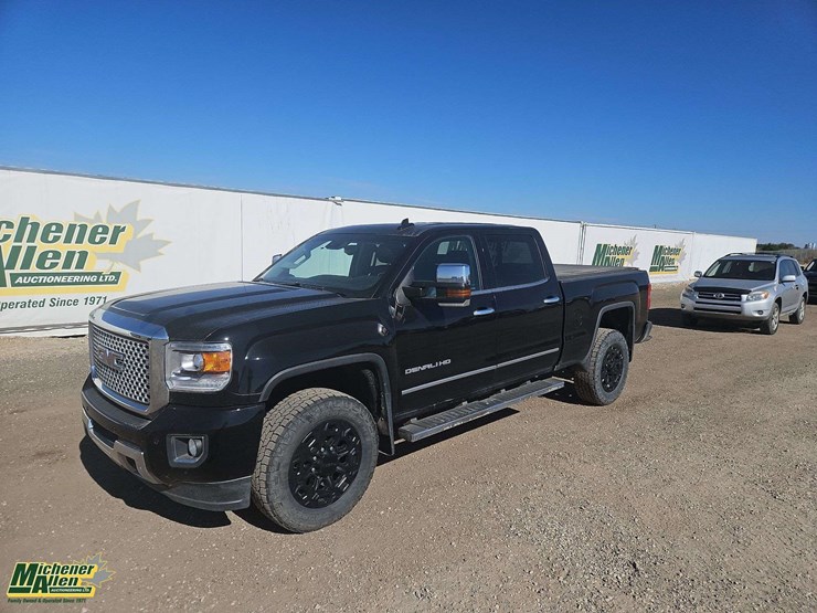 gmc-sierra-2500hd-image-1