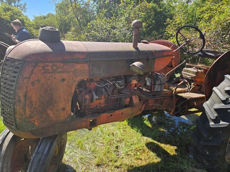 #2528-•-cockshutt-f3-tractor-image-13