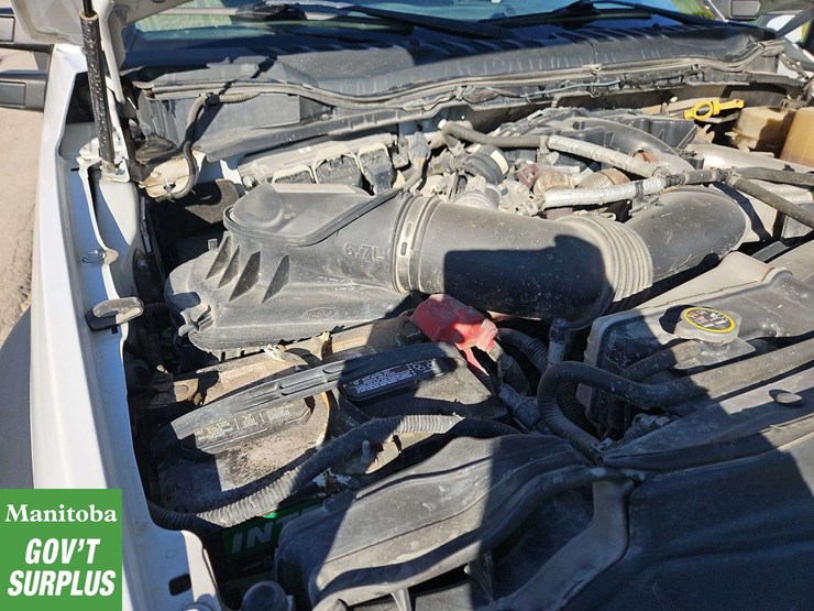 2017-ford-f550-image-30