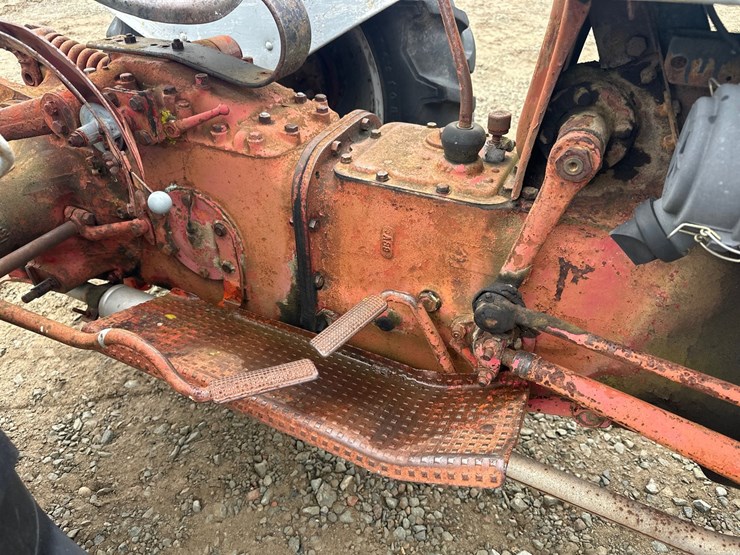 ford-8n-image-24