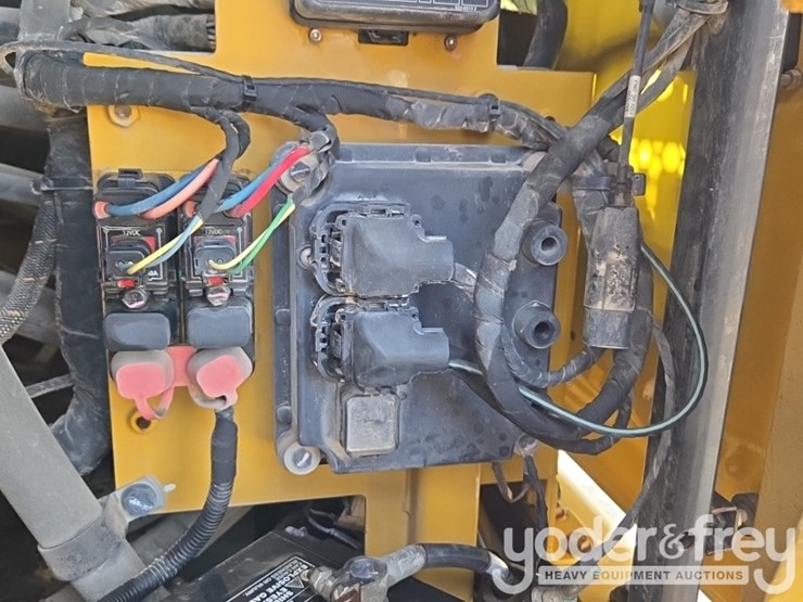 2019-caterpillar-308-cr-image-46