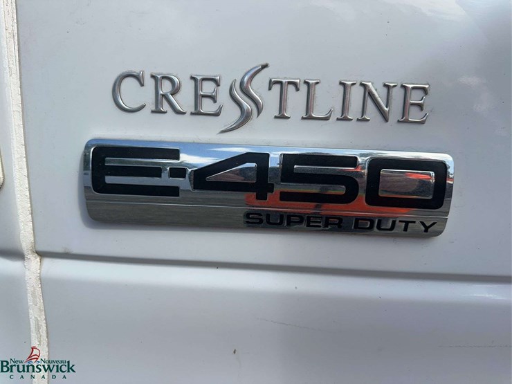 2014-ford-e450-image-13