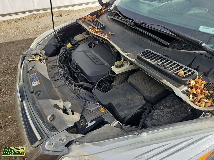 2014-ford-escape-se-image-30