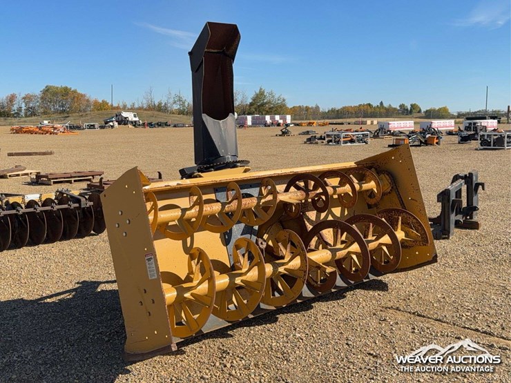 mk-martin-dual-auger-snow-blower-image-2