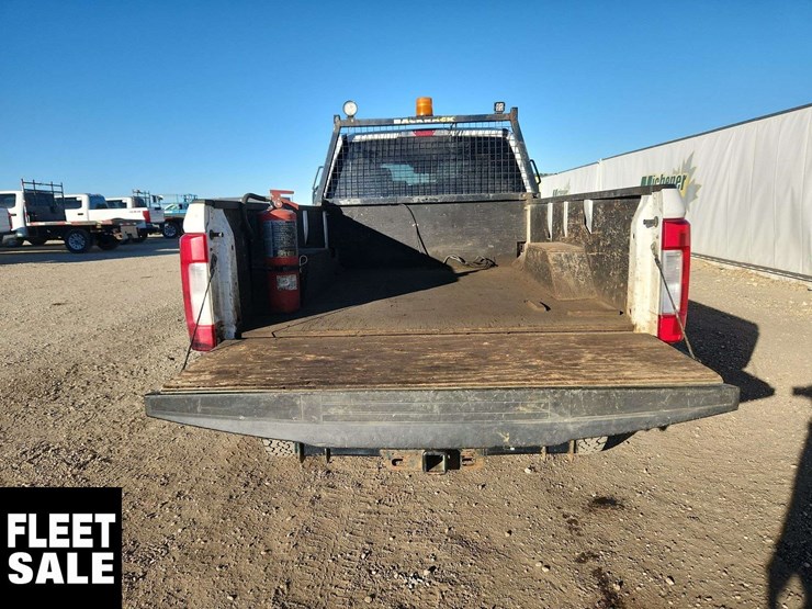 2019-ford-f350-image-15