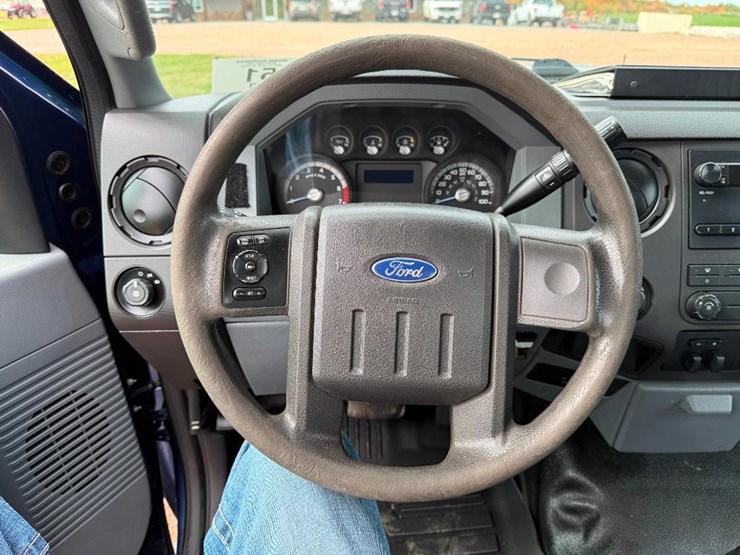 ford-f250-xl-image-53