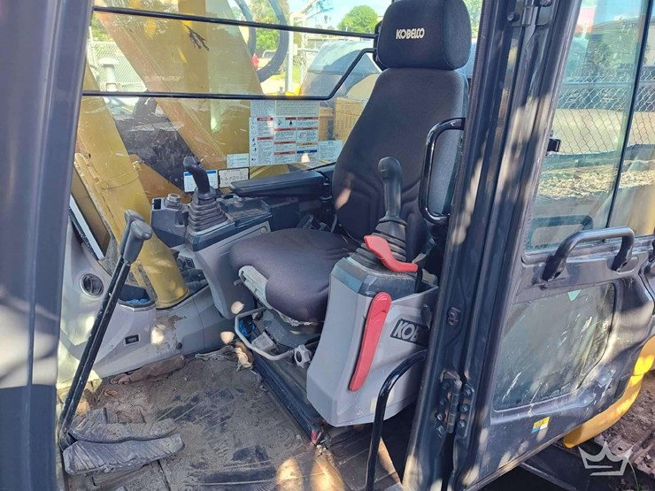 2023-kobelco-sk140sr-lc-7-image-36