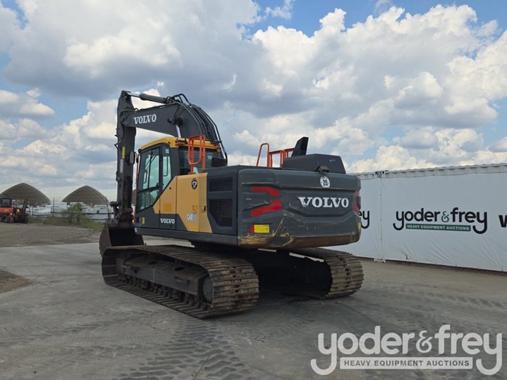 2021-volvo-ec200el-image-3