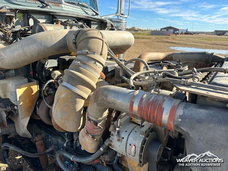 peterbilt-378-image-44