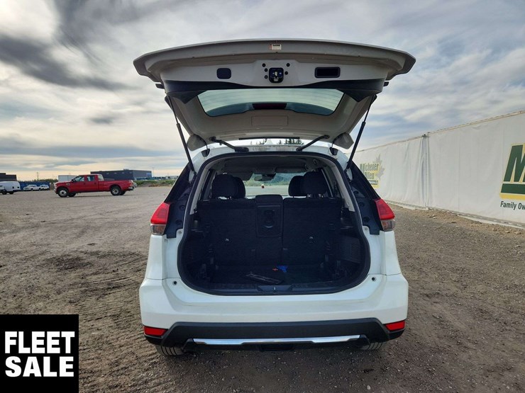 2019-nissan-rogue-image-15