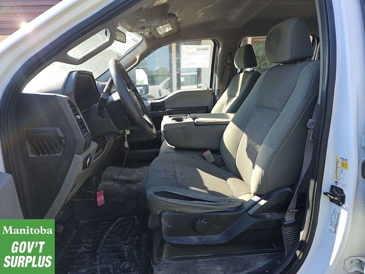 2017-ford-f350-image-17