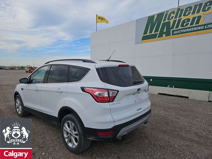 2017-ford-escape-se-image-3