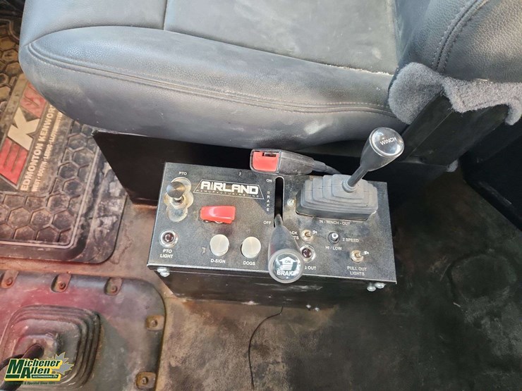 kenworth-t880-image-17