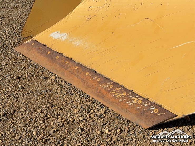 caterpillar-10-image-8