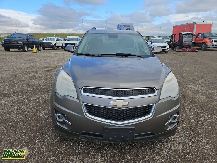 2012-chevrolet-equinox-lt-image-8