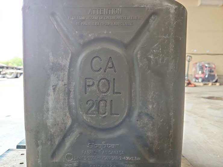 4-20l-diesel-fuel-cans-image-5