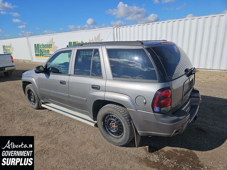 2007-chevrolet-trailblazer-ls-image-3