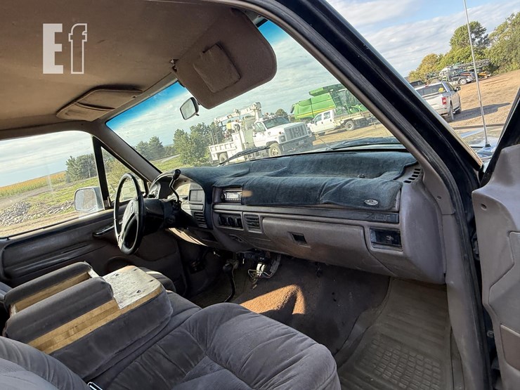 1996-ford-f350-xlt-image-17