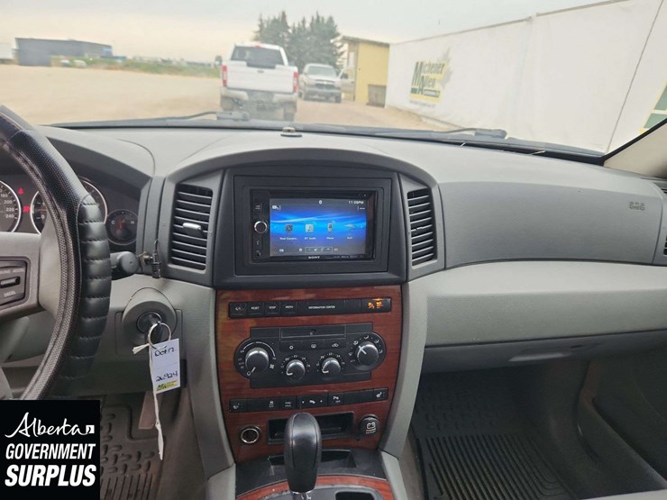 2006-jeep-grand-cherokee-limited-image-14