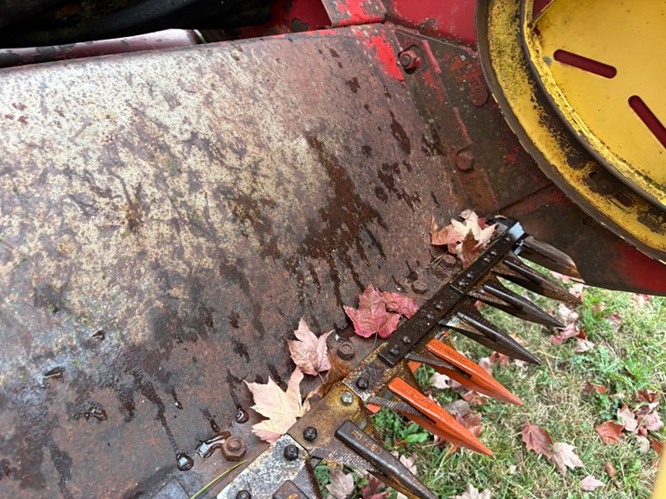 new-holland-488-image-39