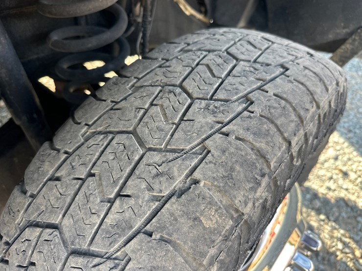 2017-ford-f350-xl-image-68