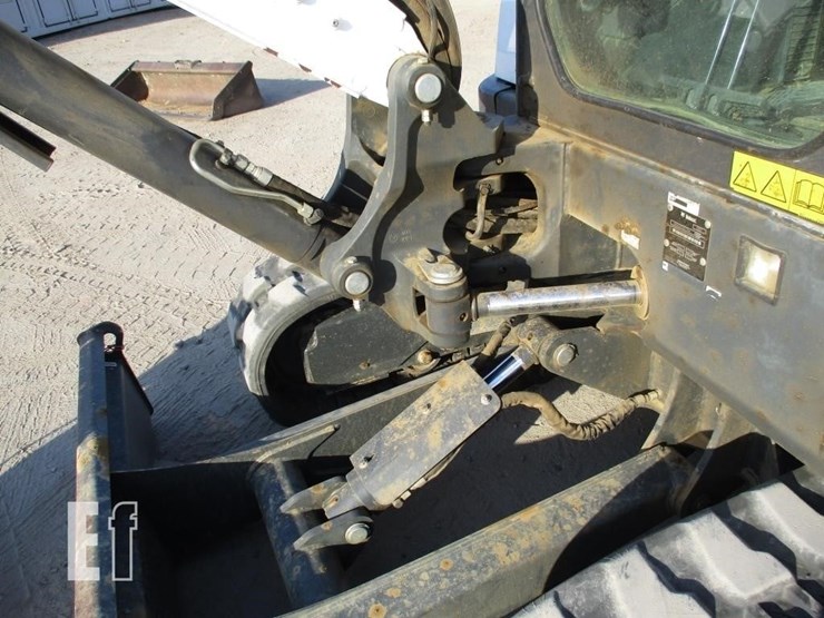 2022-bobcat-e60-image-16